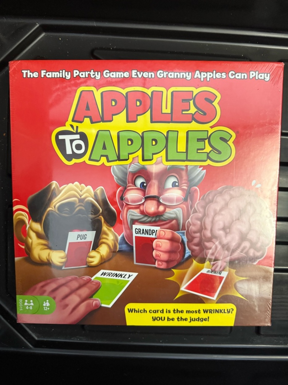 Mattel‎ Apples to Apples Family Party Game - Red & Green Box Art